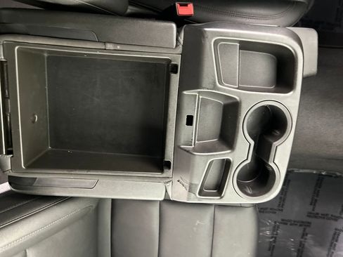 Used 2025 GMC Sierra 1500 SLT image 17