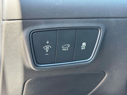 Certified 2023 Hyundai Tucson Limited AWD/4WD image 21