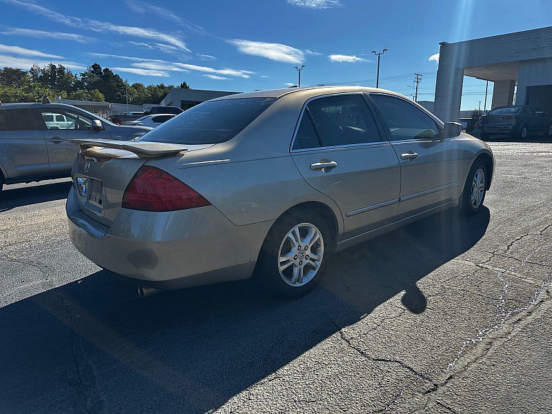 Used 2007 Honda Accord EX image 3
