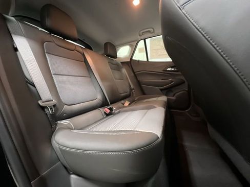 New 2026 Chevrolet Trax LT w/ LT Convenience Package FWD image 24