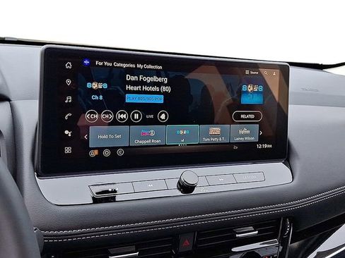 New 2025 Nissan Rogue SL w/ Tech Package image 13