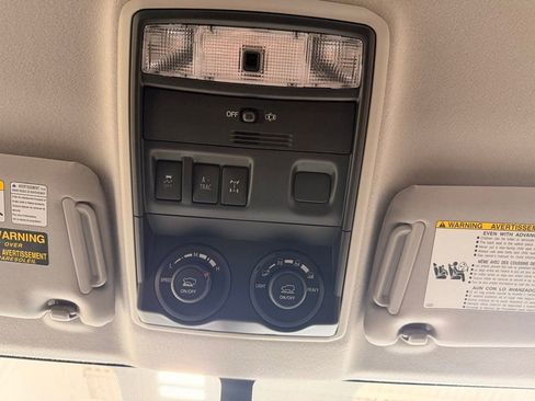 Used 2015 Toyota 4Runner Trail image 38