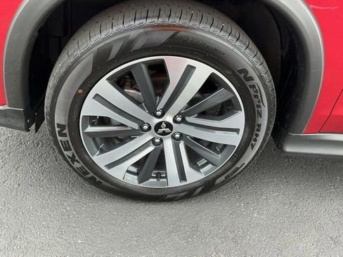 Used 2025 Mitsubishi Outlander Sport SE AWD/4WD image 11