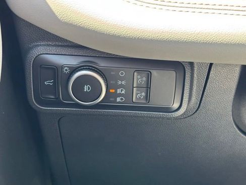 New 2026 Ford Explorer Active image 30