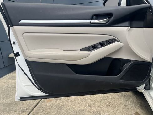 Certified 2024 Nissan Altima 2.5 SL image 14