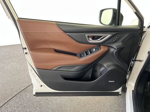 Used 2019 Subaru Forester Touring AWD/4WD image 12