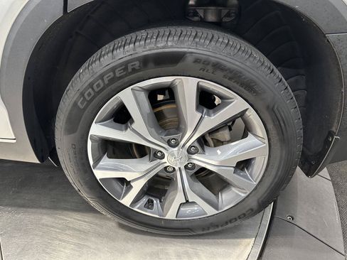 Certified 2022 Hyundai Palisade SEL w/ 8P Bench Seat Package AWD/4WD image 10