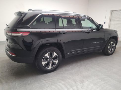 Used 2022 Jeep Grand Cherokee Limited 4xe image 10