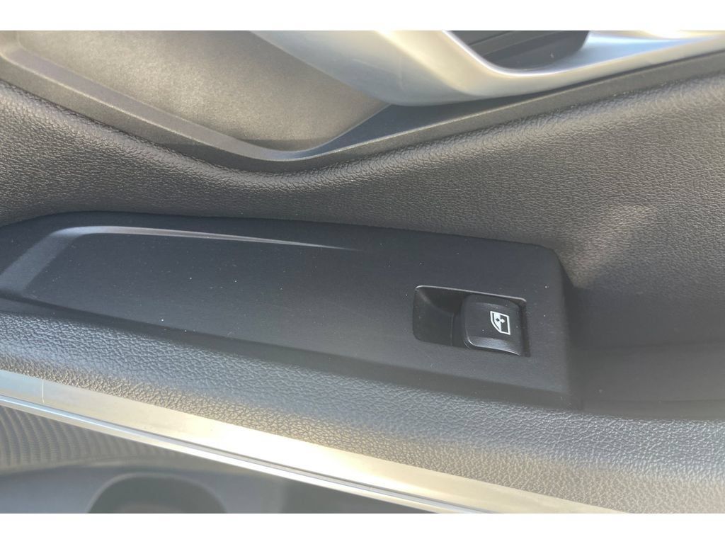 Used 2020 BMW 330i Sedan RWD image 21