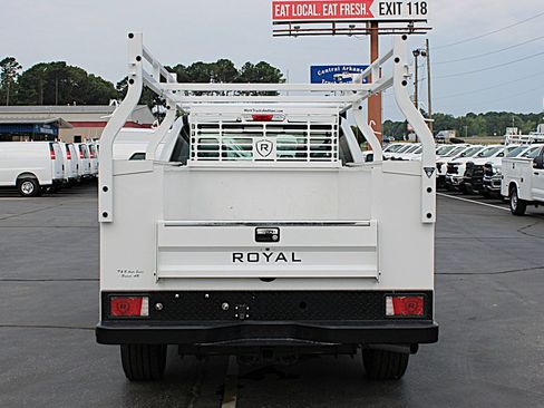 Used 2024 Ford F250 XL w/ XL Chrome Package RWD image 14
