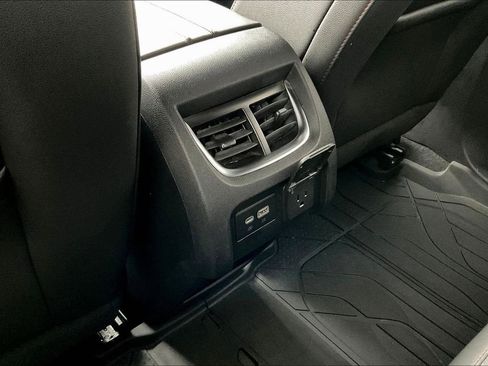 Used 2021 Chevrolet Blazer RS image 24