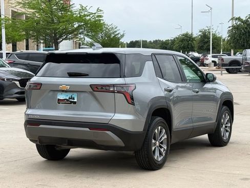 Used 2025 Chevrolet Equinox LT image 5