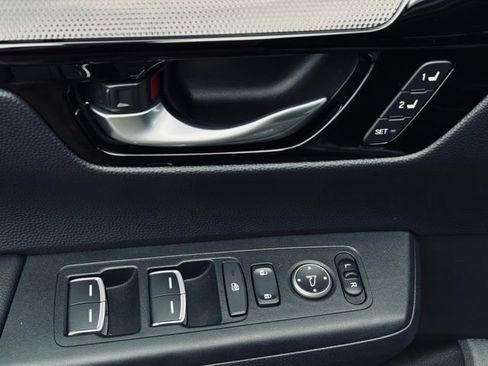 Used 2024 Honda CR-V EX-L image 15