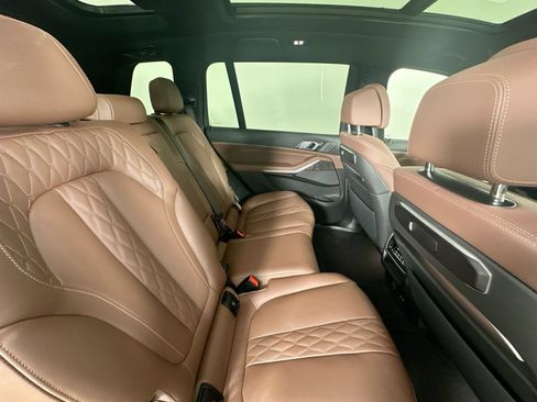 Used 2026 BMW X7 xDrive40i w/ M Sport Package AWD/4WD image 44