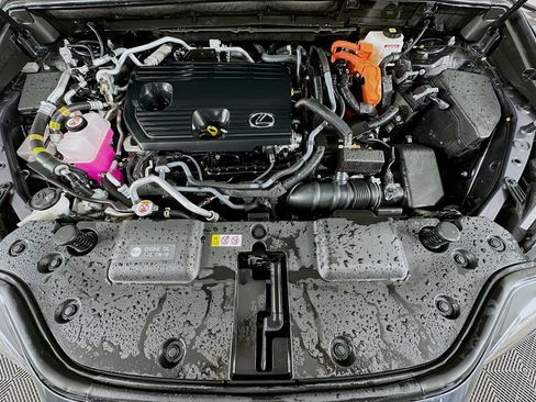 Used 2024 Lexus NX 450h+ AWD w/ Luxury Package image 34