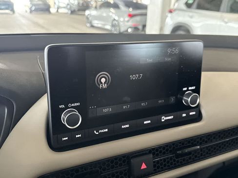 Used 2024 Honda HR-V LX image 17