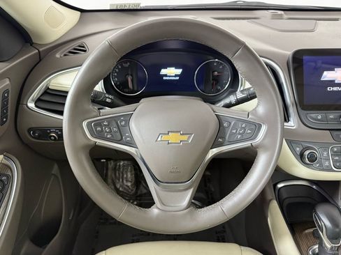 Used 2024 Chevrolet Malibu LT image 14