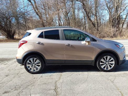 Used 2018 Buick Encore Preferred image 5