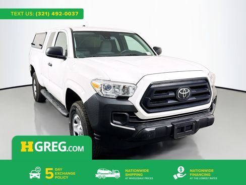 Used 2022 Toyota Tacoma SR image 1