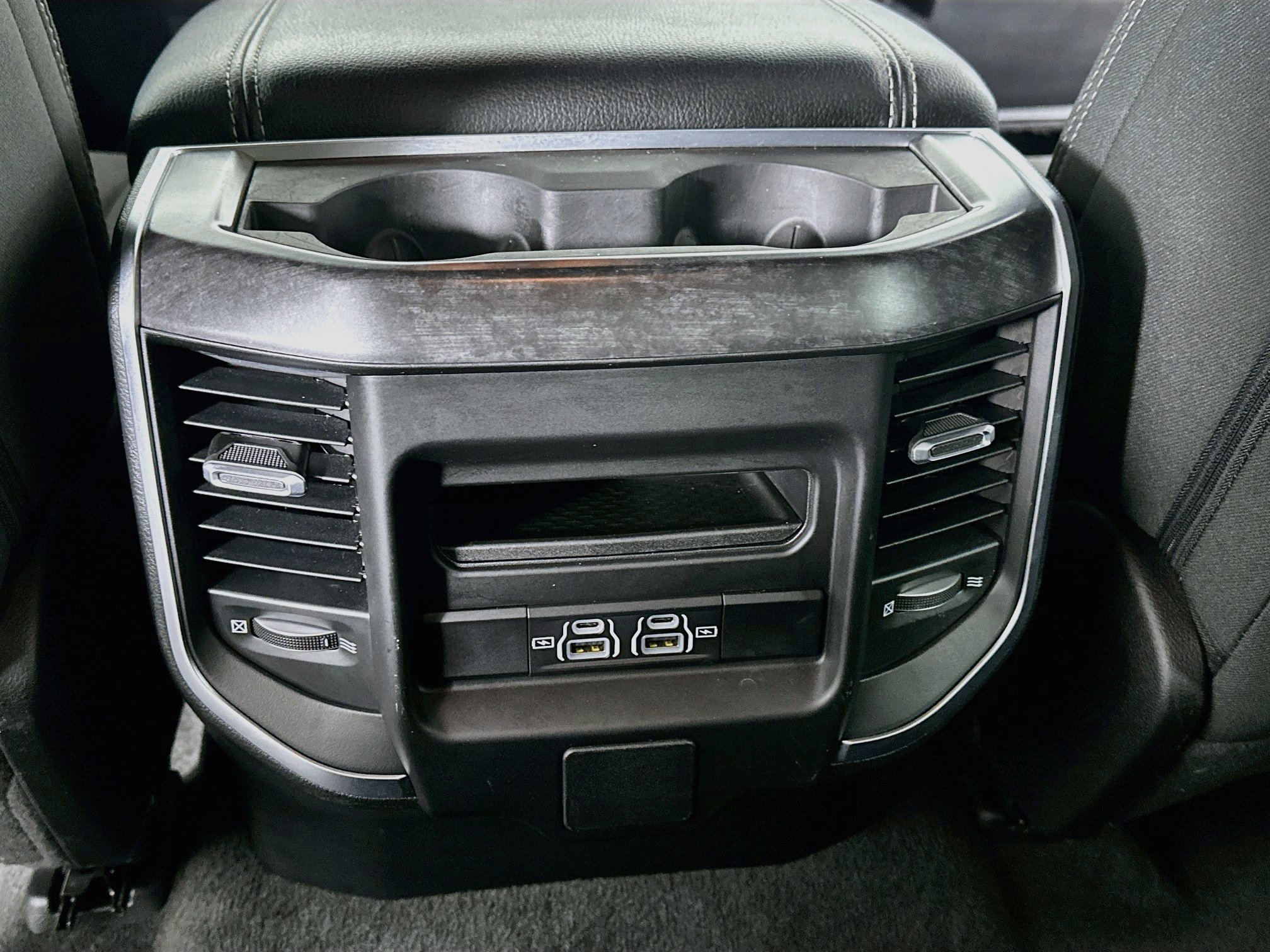 Used 2024 RAM 1500 Big Horn AWD/4WD image 27