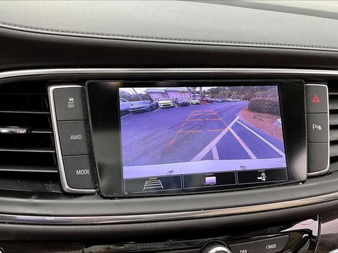 Used 2020 Buick Enclave Essence w/ Sound and Sites Package image 26