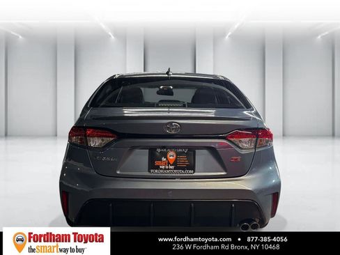 Used 2023 Toyota Corolla SE FWD image 6