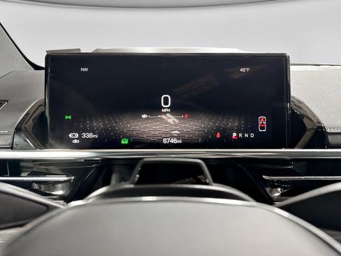 Used 2025 GMC Sierra EV Denali image 9