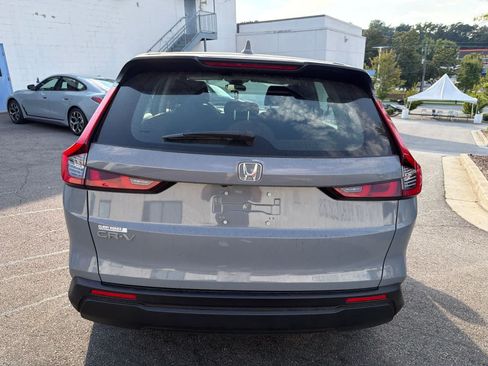 Used 2024 Honda CR-V LX image 9