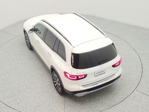 Used 2022 Mercedes-Benz GLB 250 image 28