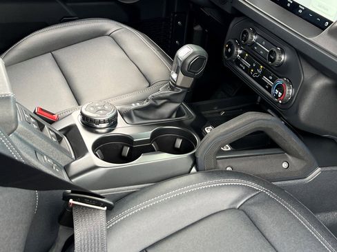 New 2025 Ford Bronco Badlands w/ Sasquatch Package image 10