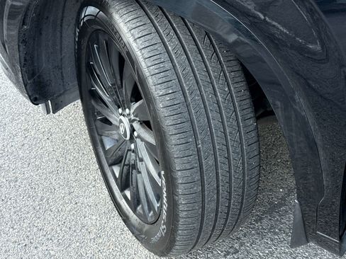 Used 2025 Hyundai Palisade Calligraphy image 8