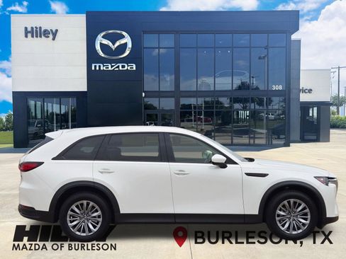 Used 2024 MAZDA CX-90 3.3 Turbo w/ Preferred Plus AWD/4WD image 3