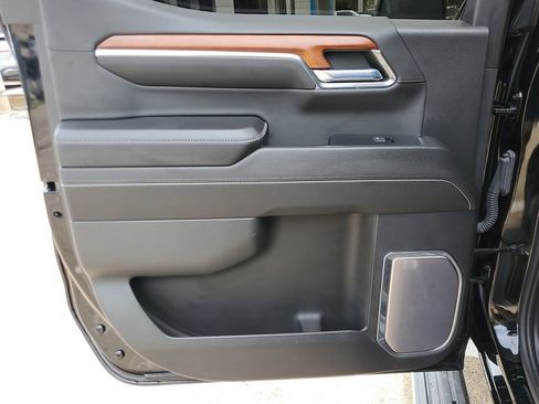 Used 2023 GMC Sierra 1500 Denali AWD/4WD image 13