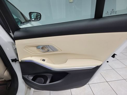 Used 2021 BMW 330i xDrive 330i xDrive image 15