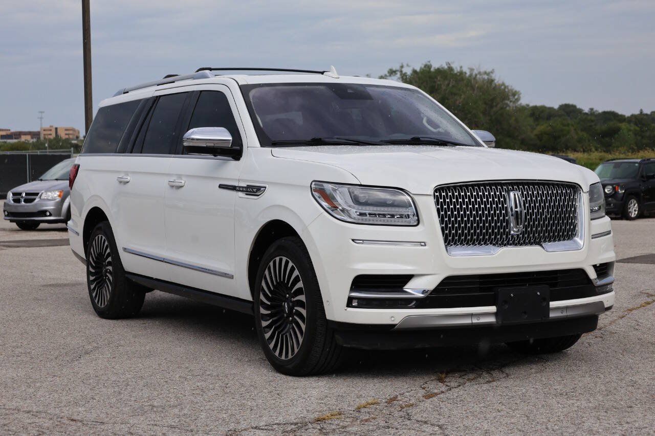 Used 2020 Lincoln Navigator L Black Label w/ Cargo Convenience Package AWD/4WD image 4
