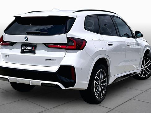 Used 2025 BMW X1 xDrive28i image 12