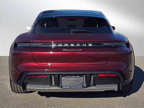Used 2023 Porsche Taycan 4S w/ Technology Package image 4