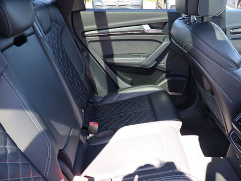 Used 2023 Audi SQ5 Premium Plus w/ Premium Plus Package AWD/4WD image 15
