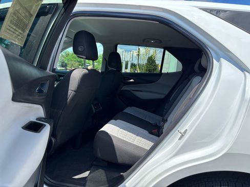Used 2023 Chevrolet Equinox LS w/ LS Convenience Package AWD/4WD image 25