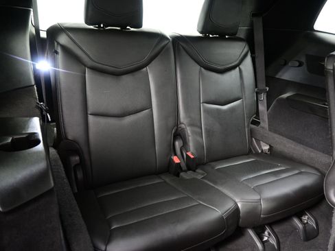 Used 2023 Cadillac XT6 Premium Luxury FWD image 19