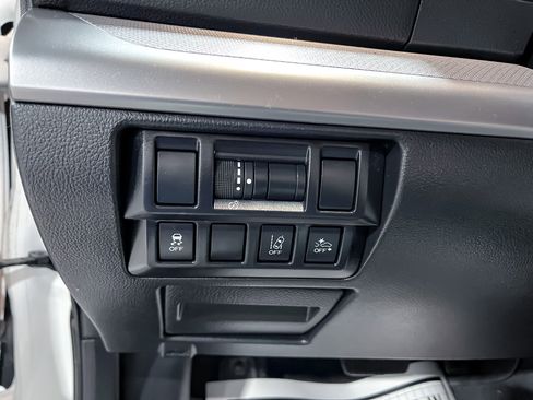 Used 2019 Subaru Outback 2.5i Premium image 20