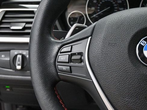 Used 2018 BMW 330i Sedan RWD image 16