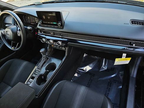 Used 2025 Honda Civic Sport image 20