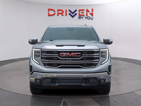 Used 2024 GMC Sierra 1500 SLT w/ SLT Premium Plus Package AWD/4WD image 8