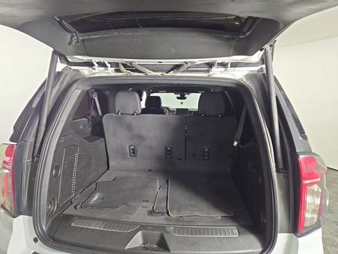 Used 2022 Chevrolet Suburban High Country image 33