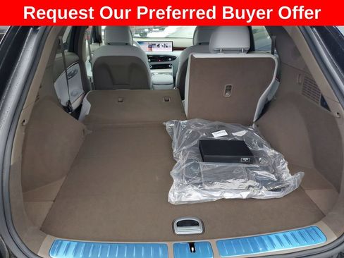 New 2026 Genesis GV70 2.5T Advanced AWD/4WD image 27