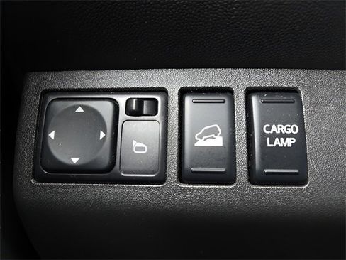 Used 2018 Nissan Frontier PRO-4X image 20