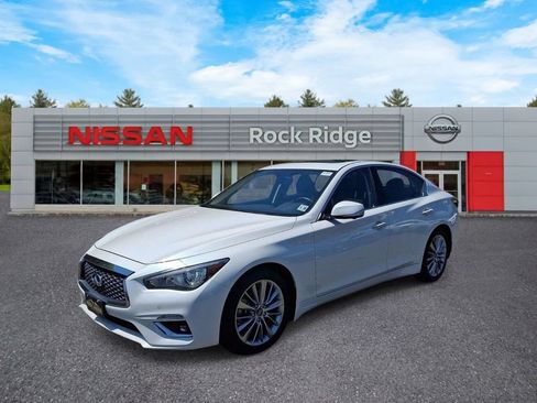 Used 2023 INFINITI Q50 Luxe w/ Cargo Package AWD/4WD image 4