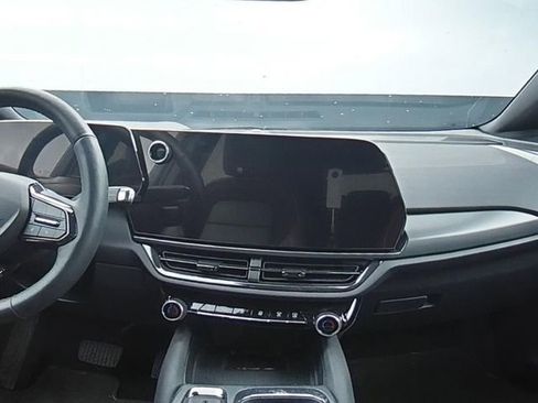 Used 2025 Chevrolet Equinox EV RS w/ Convenience Package II FWD image 18