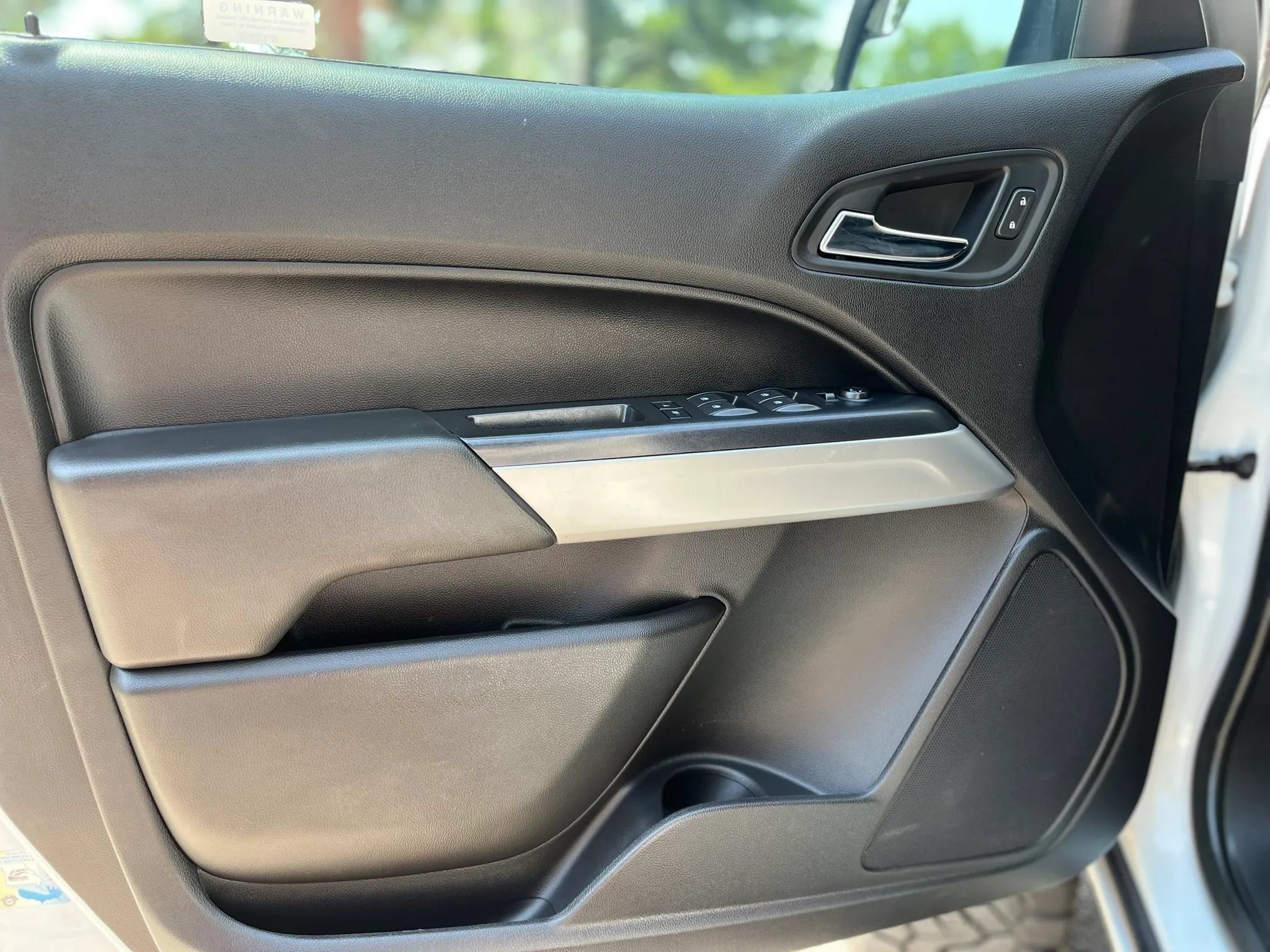 Used 2019 Chevrolet Colorado ZR2 w/ ZR2 Dusk Special Edition AWD/4WD image 9